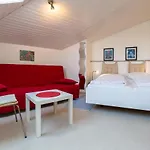 Ferienwohnpark Maisonette-wohnung 49 43 Immenstaad am Bodensee